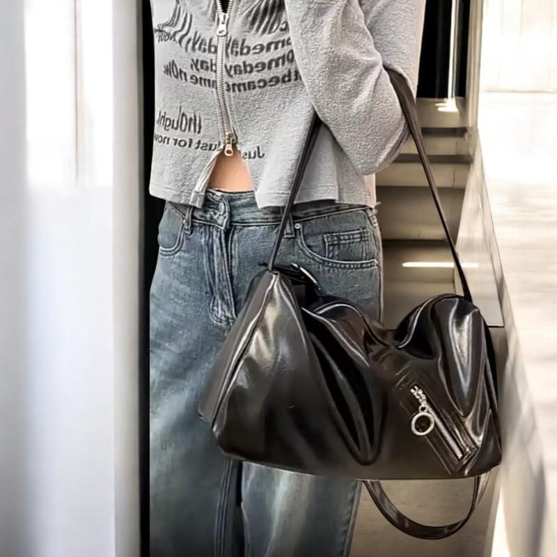Vegan Leather Punk Y2K Shoulder Bag | Fashion Vegan Leather Shoulder Handbag | Trendy Punk Handbag for Women | Hot Girls' Aesthetic Bag