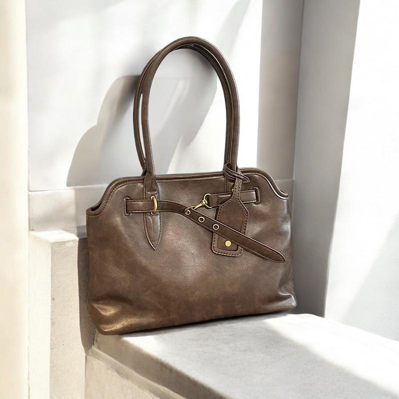 Women's Spring Designer Handbag - Large Leather Y2K Purse, Travel Shoulder Bag, Fashion PU Leather Tote, Y2K Handbag, Feminine Hobo Style