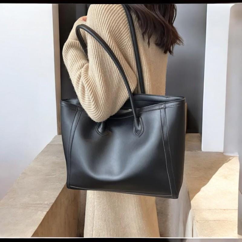 Women's Designer Leather Shoulder Bag – Quality Fashionable Handbag, Fashion Shoulder Tote, Messenger Bag, Large Capacity Lady Handbag