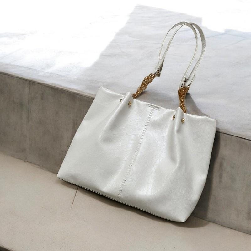 Women's Soft Texture Chain Handbag – Large Capacity Fashionable Purse, Travel Shoulder Bag, Fashion Tote, Messenger Bag, Feminine Hobo Style