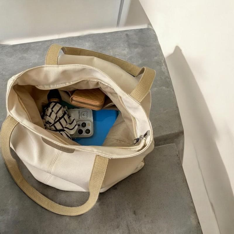 Tote Bag Large Capacity Women | Simple Casual Shoulder Handbag for Women | Fashionable Daily Commuting and Shopping Bag | Solid Color Design