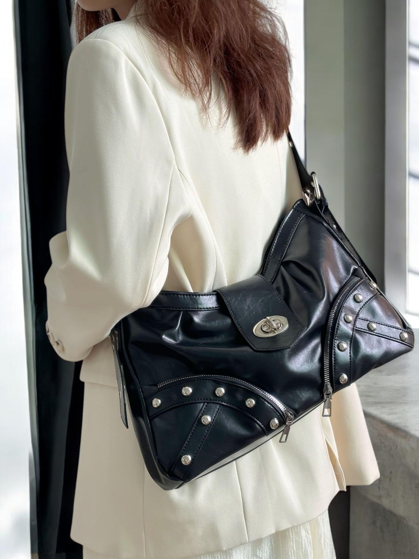 Y2K Gothic Rivet Shoulder Bag | Vintage Black Punk Handbag | Designer Large Capacity Crossbody Bag for Women | Rock Style Purse | Women Bag