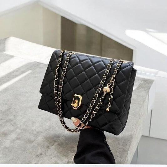 Women’s Diamond Chain Designer Shoulder Bag, Large Capacity PU Leather Crossbody Bag, Leather Purse, Travel Handbag with Lock Buckle & Chain